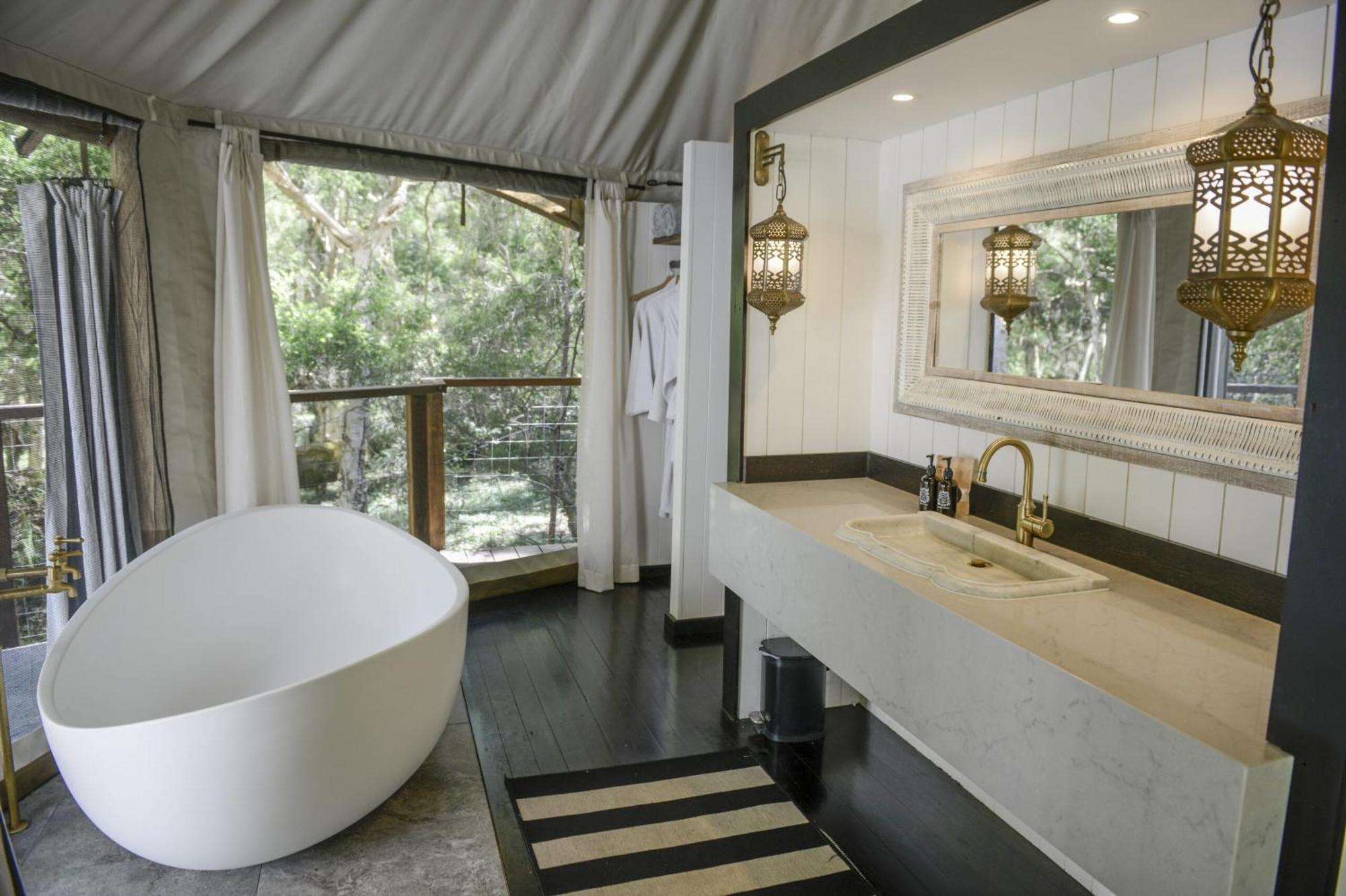 Luxury Quadruple Room,1657865099:JPEG